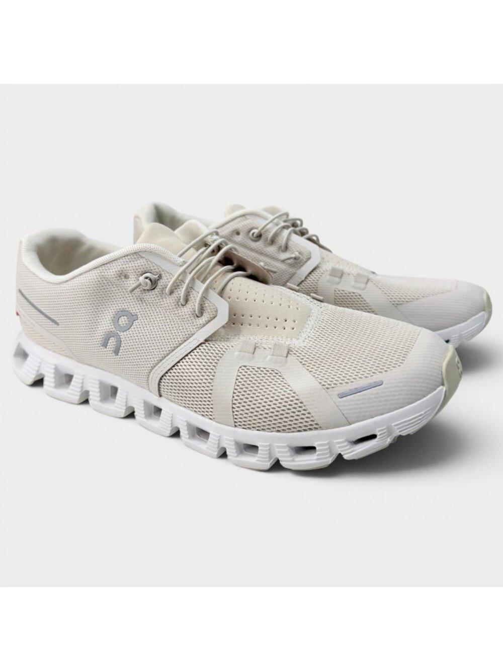 ON Cloud 5 Running Shoes Women's Size 11 Undyed White Athletic Sneakers